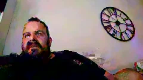 chris  ole online show from May 6, 4:51 pm