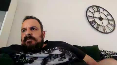 chris  ole online show from May 1, 11:46 am