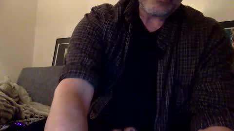 chrispanam13 online show from May 5, 9:04 pm