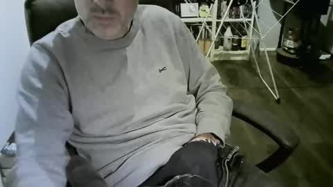 chrisprngr online show from May 17, 9:33 pm