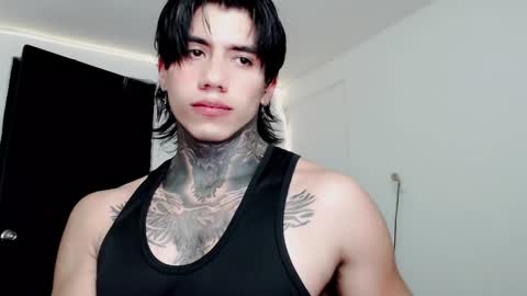CHRIS  INDEPENT MODEL online show from February 24, 2:26 pm