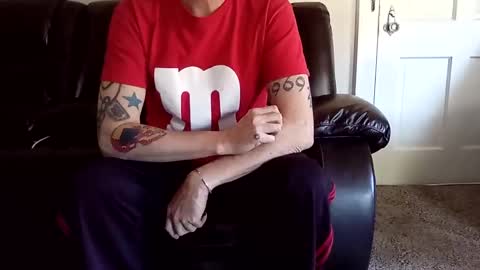 Hopeless romantic online show from January 1, 5:00 pm