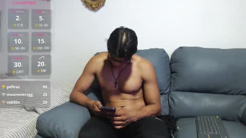 Snapshot of christian_musclet4 chatting on September 26, 2:20 am ---Chistian--- online show from September 26, 2:20 am