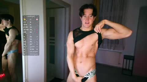 UPVOTE ME ------  ILL DO SOMETHING FOR FREE online show from April 22, 7:51 pm