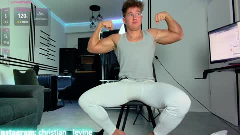 Snapshot of christianlevine_ chatting on January 20, 6:21 am UPVOTE ME ------ ILL DO SOMETHING FOR FREE online show from January 20, 6:21 am