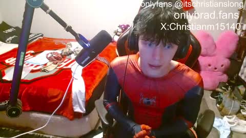Snapshot of christianslong chatting on September 15, 12:24 am christianslong online show from September 15, 12:24 am