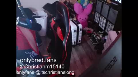 Snapshot of christianslong chatting on September 22, 11:37 pm christianslong online show from September 22, 11:37 pm