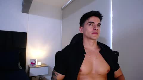 Snapshot of christianvalenzia chatting on October 12, 4:23 pm Christian online show from October 12, 4:23 pm