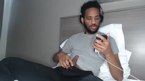 ChrisVacherx online show from February 19, 5:49 pm