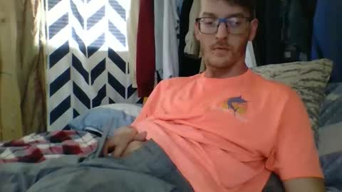 chrisvibess online show from March 17, 7:05 pm