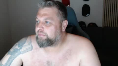 Chrizz online show from June 19, 10:58 pm