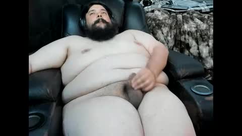 chubbnuncut online show from May 8, 4:57 am