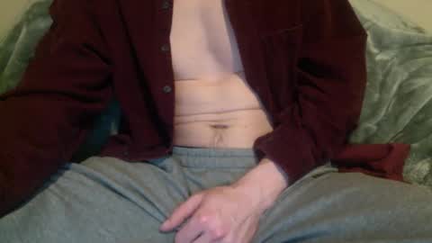 Snapshot of circumsizedbandit chatting on February 18, 3:21 am circumsizedbandit online show from February 18, 3:21 am