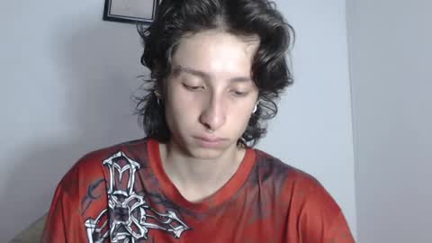 cirosky_elchicopolla online show from April 28, 2:27 am