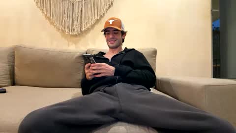 ckeefer96 online show from May 4, 12:34 am