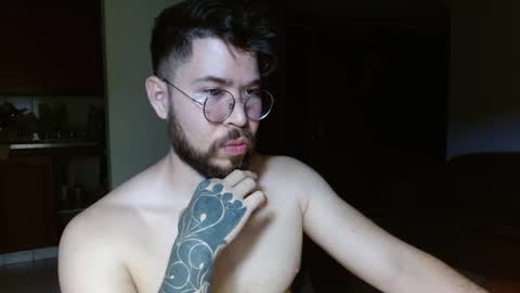 Clark online show from November 12, 6:52 am