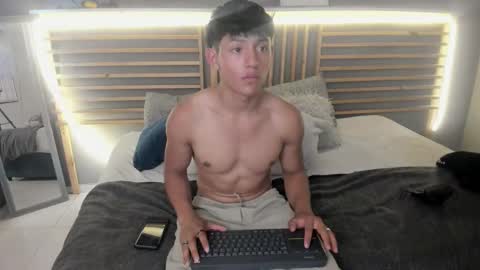 clar online show from March 18, 8:45 pm