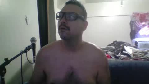 clark_kent1986 online show from April 19, 9:17 pm