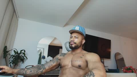 clark_strong online show from April 12, 11:22 am