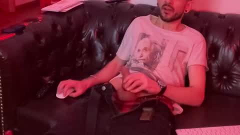 Clark online show from December 10, 11:21 pm