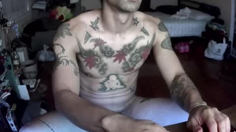 clarro online show from May 22, 6:29 am