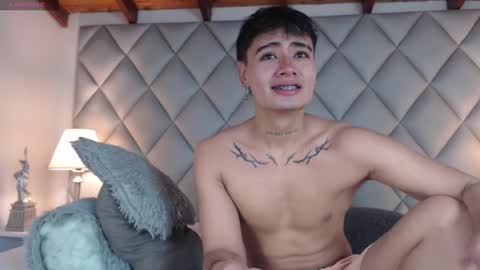 Snapshot of clement_reyes chatting on October 6, 1:05 pm clement_reyes online show from October 6, 1:05 pm