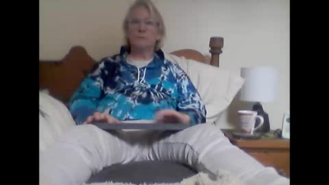 clitboy658752 online show from February 27, 6:51 pm