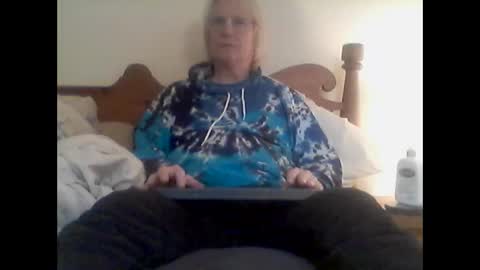 clitboy658752 online show from March 11, 7:32 pm