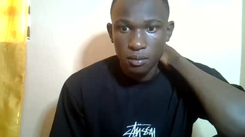 clive_damian online show from June 15, 4:37 am