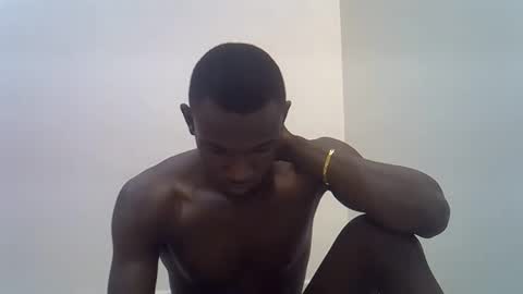 clive_damian online show from April 27, 3:08 pm