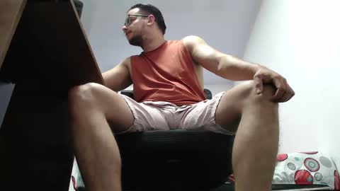Snapshot of cloudsxxx17 chatting on September 22, 1:43 pm cloudsxxx17 online show from September 22, 1:43 pm