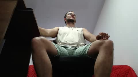 Snapshot of cloudsxxx17 chatting on September 16, 1:34 pm cloudsxxx17 online show from September 16, 1:34 pm