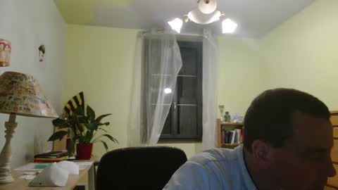 Snapshot of clouplefun chatting on December 6, 4:36 am clouplefun online show from December 6, 4:36 am