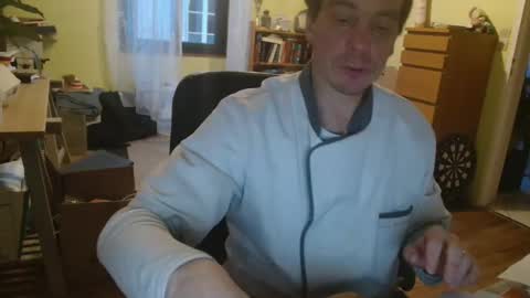 Snapshot of clouplefun chatting on February 8, 7:04 am clouplefun online show from February 8, 7:04 am
