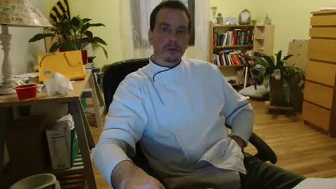 Snapshot of clouplefun chatting on January 8, 7:13 am clouplefun online show from January 8, 7:13 am