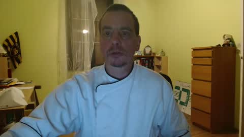 Snapshot of clouplefun chatting on December 13, 5:05 am clouplefun online show from December 13, 5:05 am