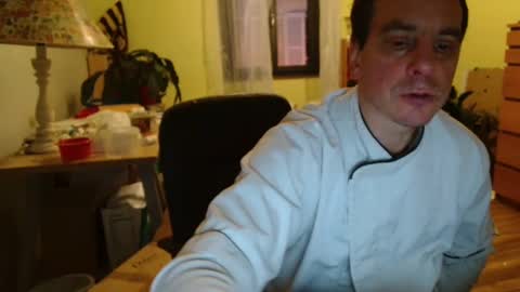 Snapshot of clouplefun chatting on January 24, 7:08 am clouplefun online show from January 24, 7:08 am