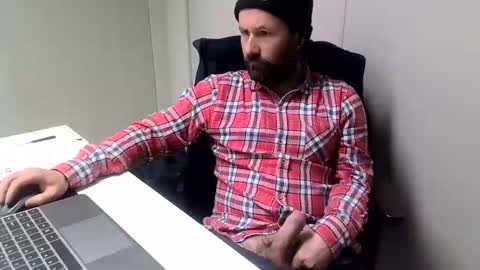 Snapshot of cmp_brandon chatting on January 23, 1:02 pm cmp_brandon online show from January 23, 1:02 pm