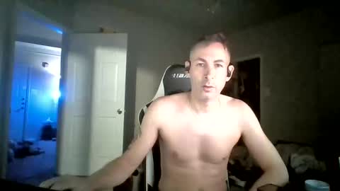 Snapshot of cmypenis chatting on October 12, 11:48 am Master Bates online show from October 12, 11:48 am