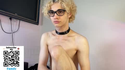 Snapshot of cock_and_lock chatting on October 15, 11:56 pm Herman online show from October 15, 11:56 pm