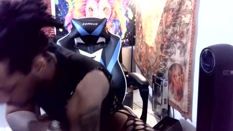 Cococakez online show from December 16, 9:57 am