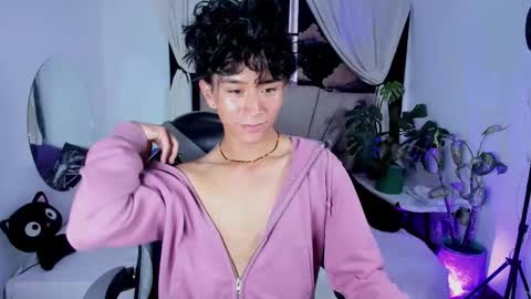 COCO online show from March 19, 12:52 pm