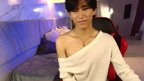 COCO online show from April 25, 1:41 pm