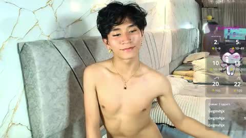 COCO online show from April 18, 7:07 pm