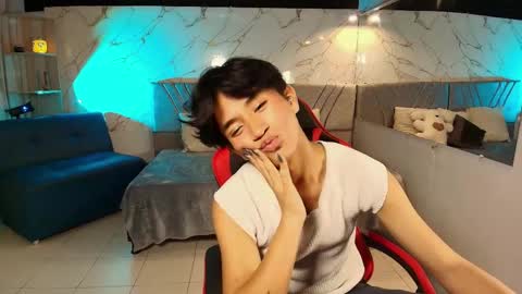 COCO online show from April 9, 11:27 am