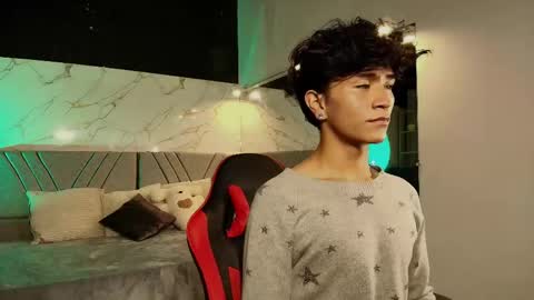 COCO online show from April 10, 11:39 am