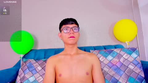 Snapshot of codytwink_ chatting on January 8, 1:20 pm Cody online show from January 8, 1:20 pm