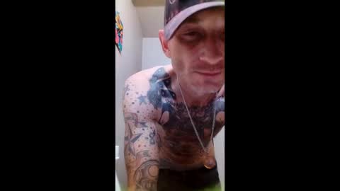 codywatters14 online show from April 26, 10:56 am