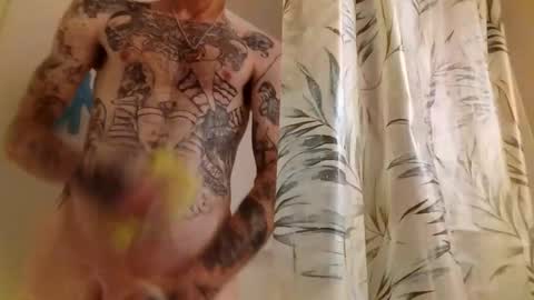 codywatters14 online show from April 28, 7:24 am