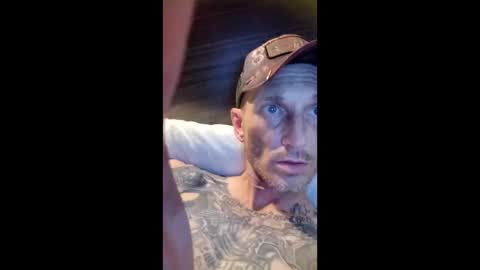 codywatters14 online show from May 7, 1:16 am
